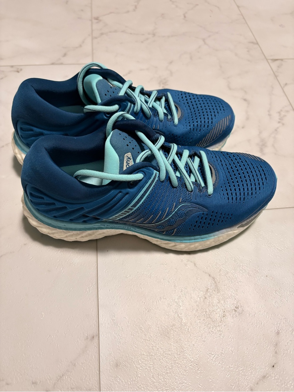Saucony Women's Running Shoes - Teal and Aqua